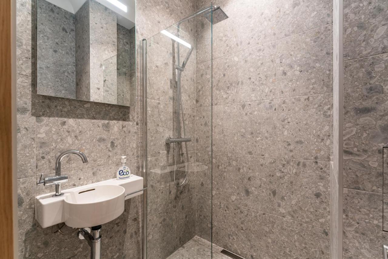 Smart Park View Studio In Heart Of Riga 5 Min To Old Town Exteriér fotografie